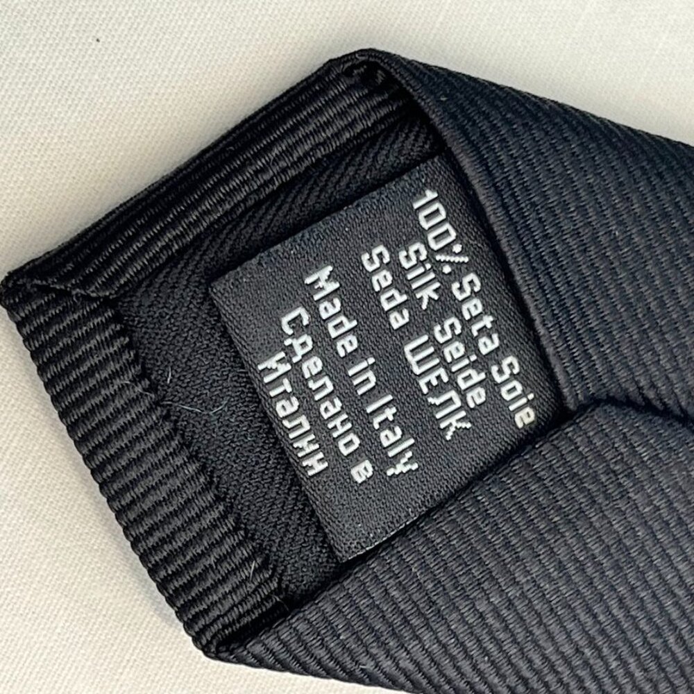NEW BOSS Solid Silk Tie Black Slim 2.25" Width Made in Italy - Picture 7 of 9